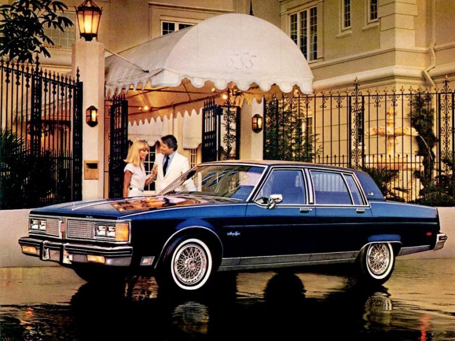 Oldsmobile Ninety-Eight Regency Brougham Sedan '1983